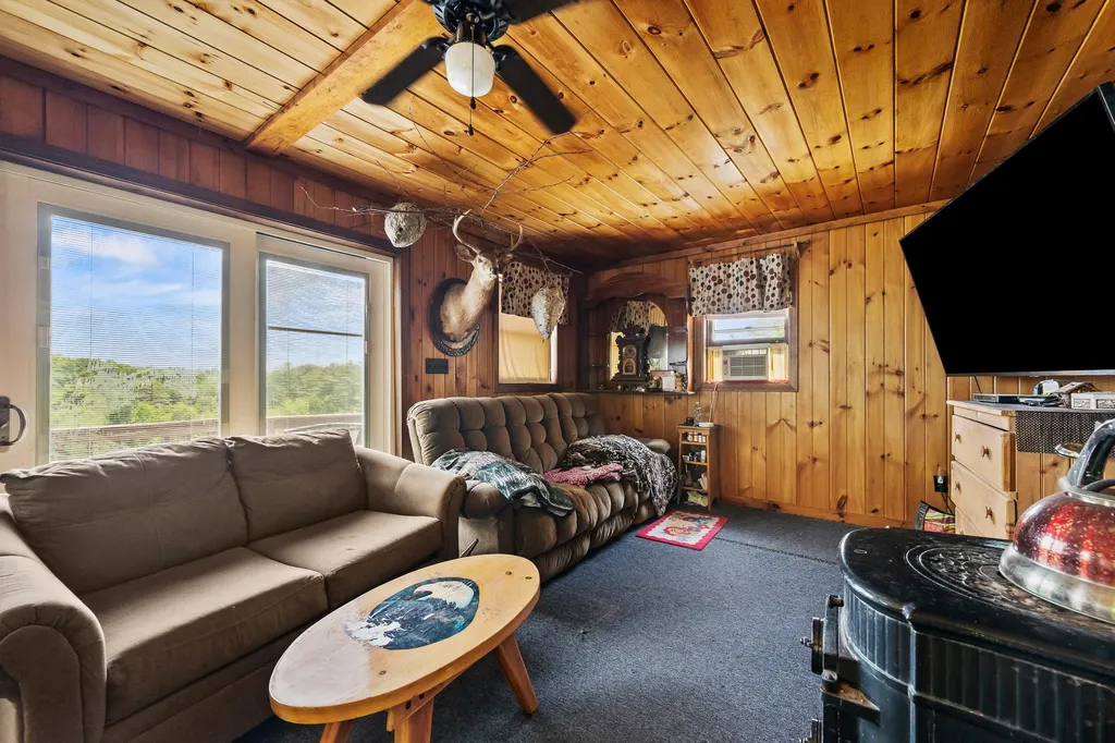 1191 Foster Hill Road Littleton NH 03561