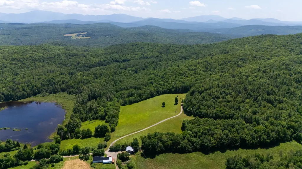 1191 Foster Hill Road Littleton NH 03561
