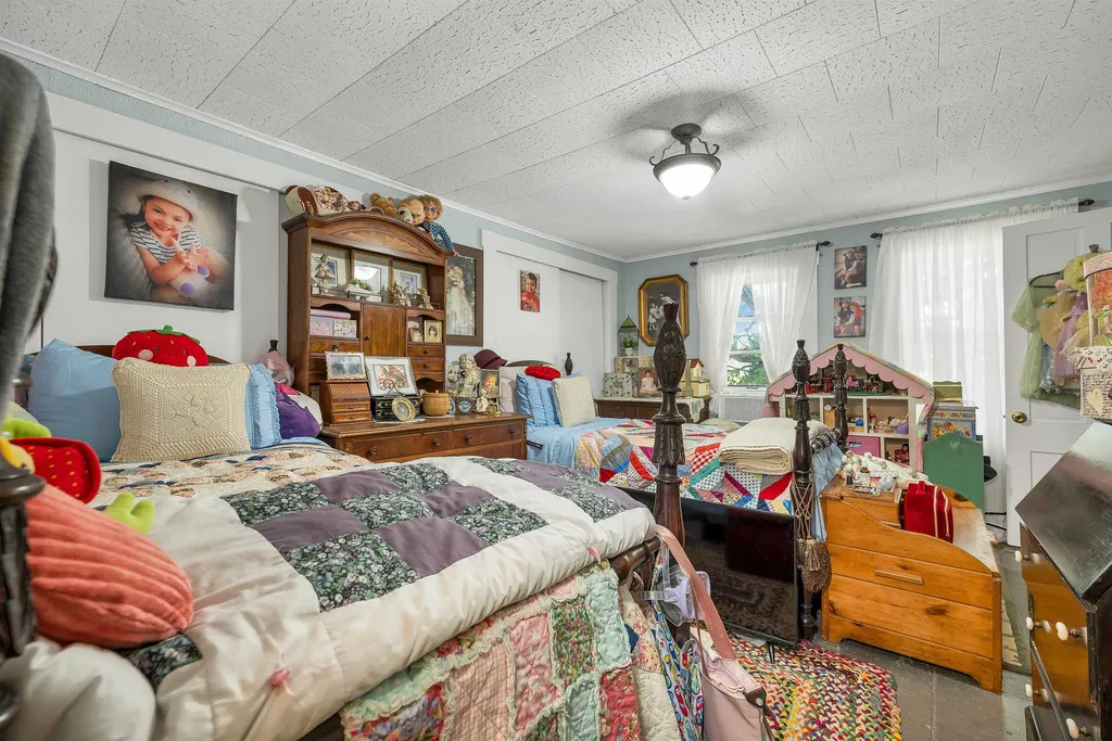 22 Cosmar Drive Wakefield NH 03872