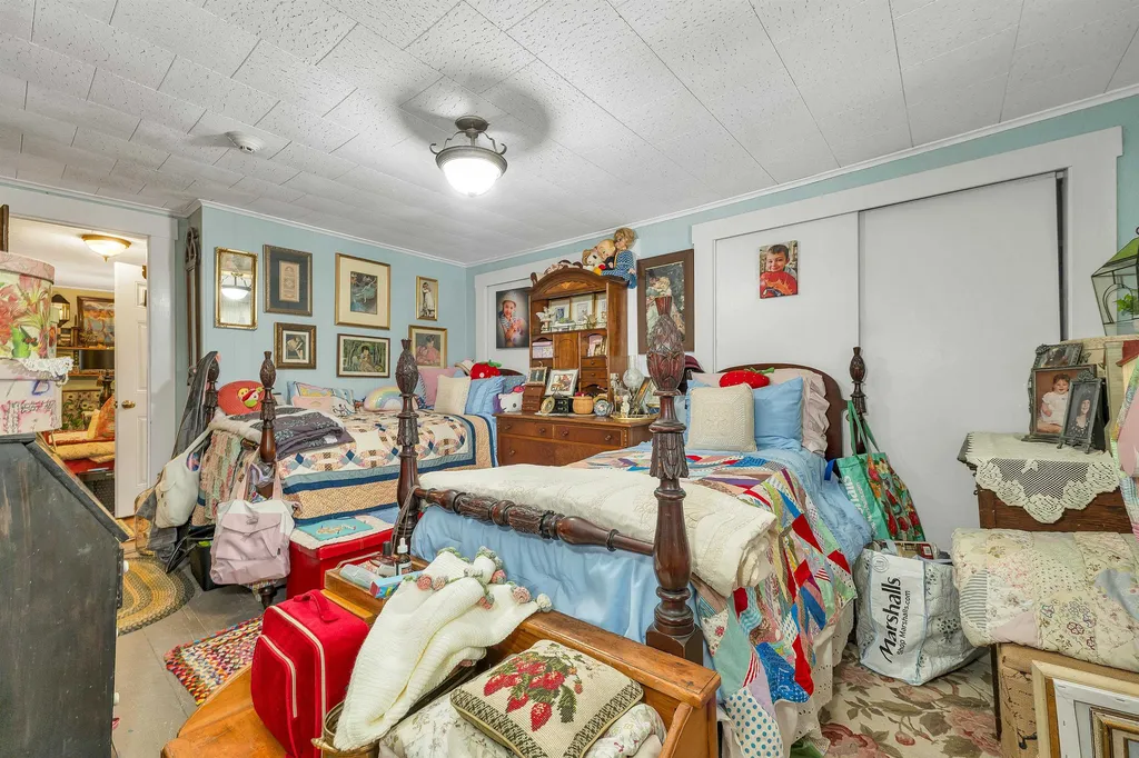 22 Cosmar Drive Wakefield NH 03872