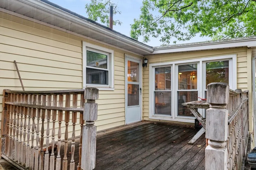 12 Wheaton Drive Nashua NH 03063