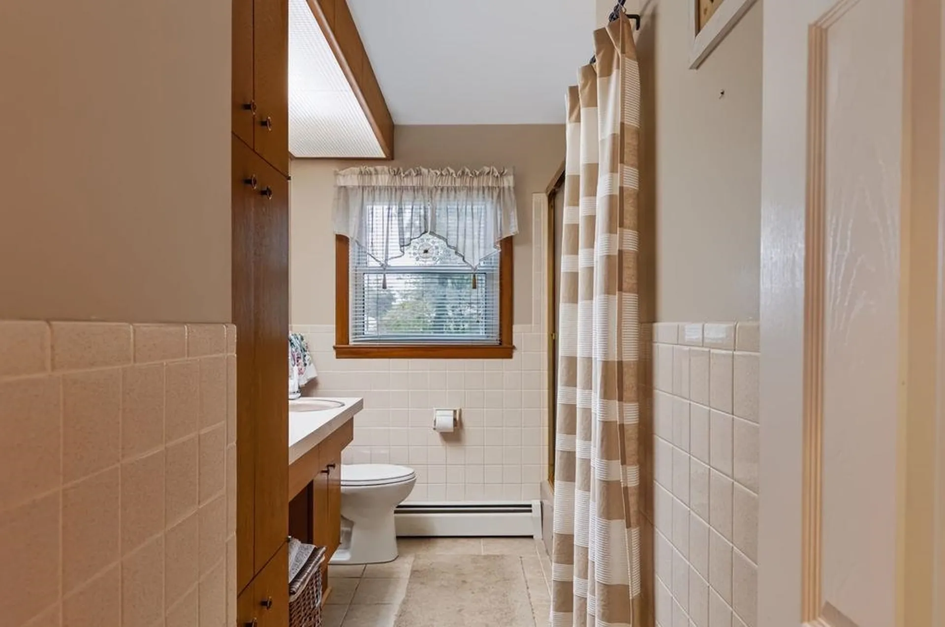 12 Wheaton Drive Nashua NH 03063