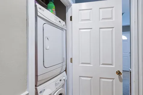 12 Wheaton Drive Nashua NH 03063