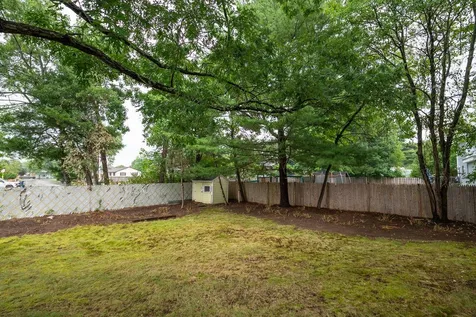 12 Wheaton Drive Nashua NH 03063