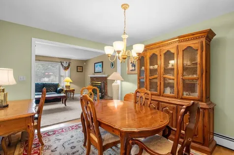 12 Wheaton Drive Nashua NH 03063