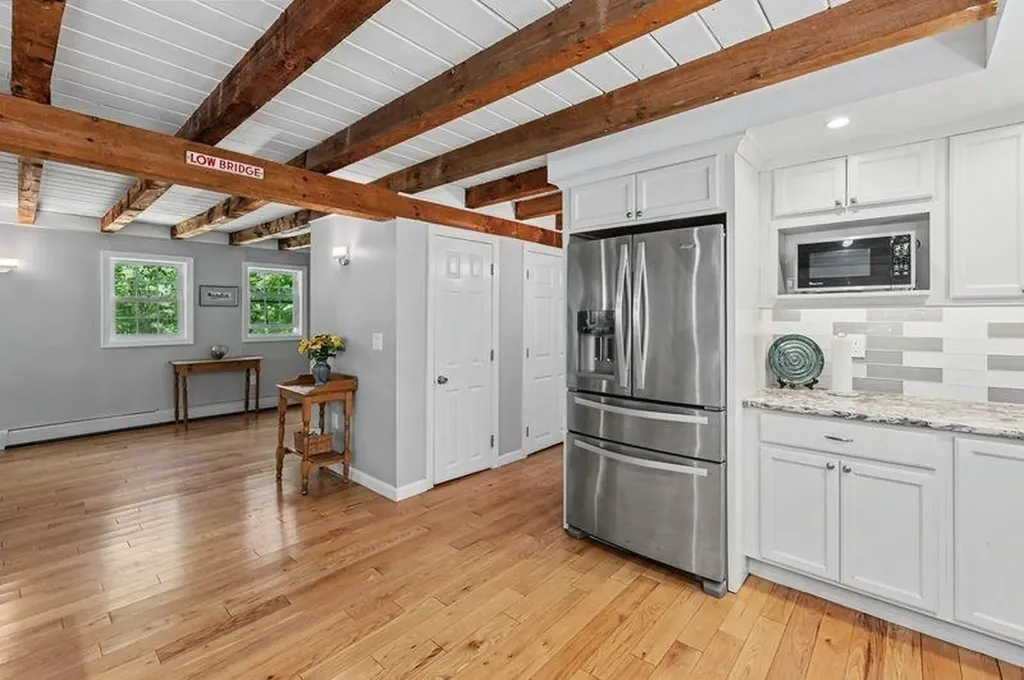 58 Heath Street Newton NH 03858