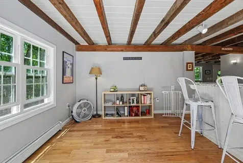 58 Heath Street Newton NH 03858