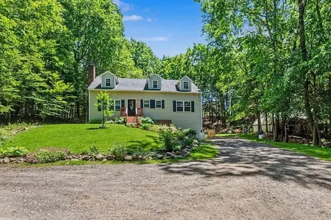 58 Heath Street Newton NH 03858