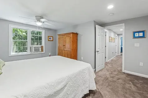 58 Heath Street Newton NH 03858