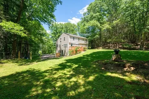 58 Heath Street Newton NH 03858