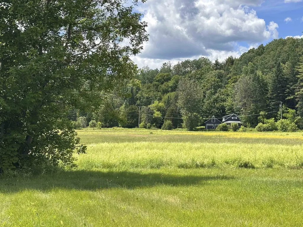 28 Stevens Loop Lyndon VT 05851