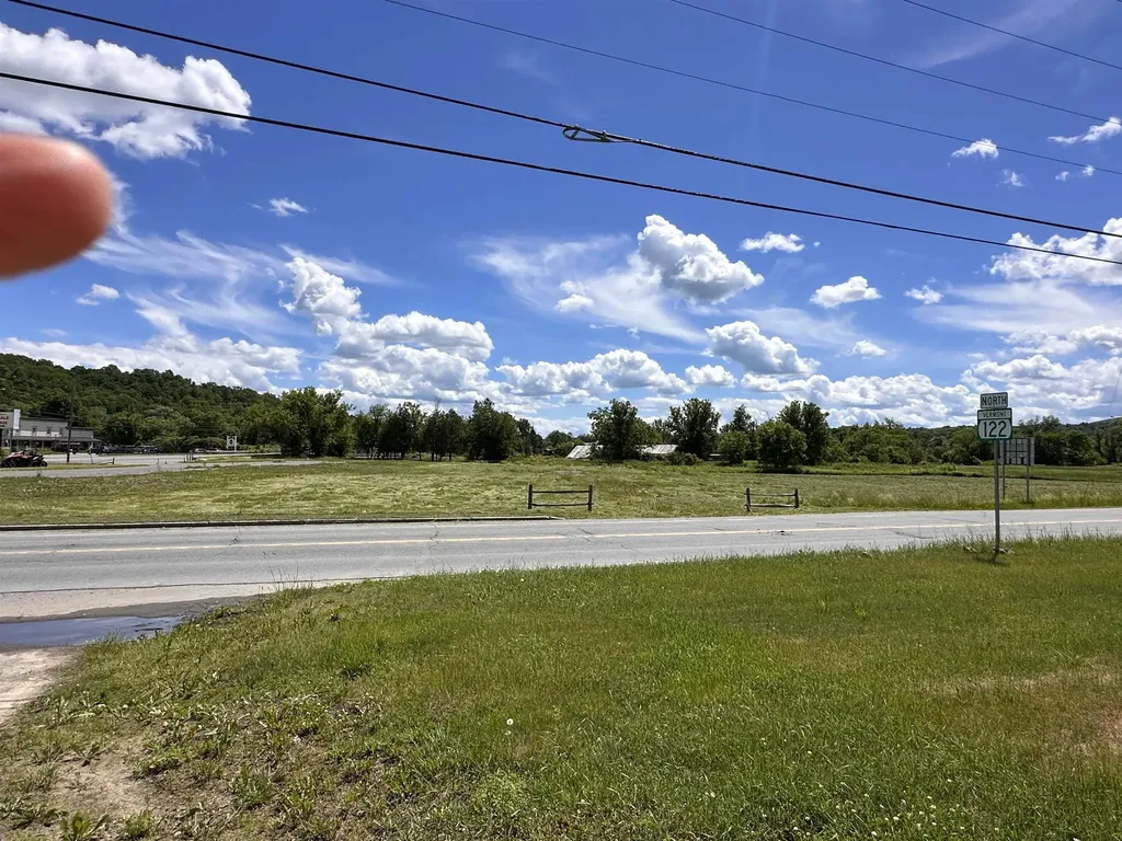 28 Stevens Loop Lyndon VT 05851