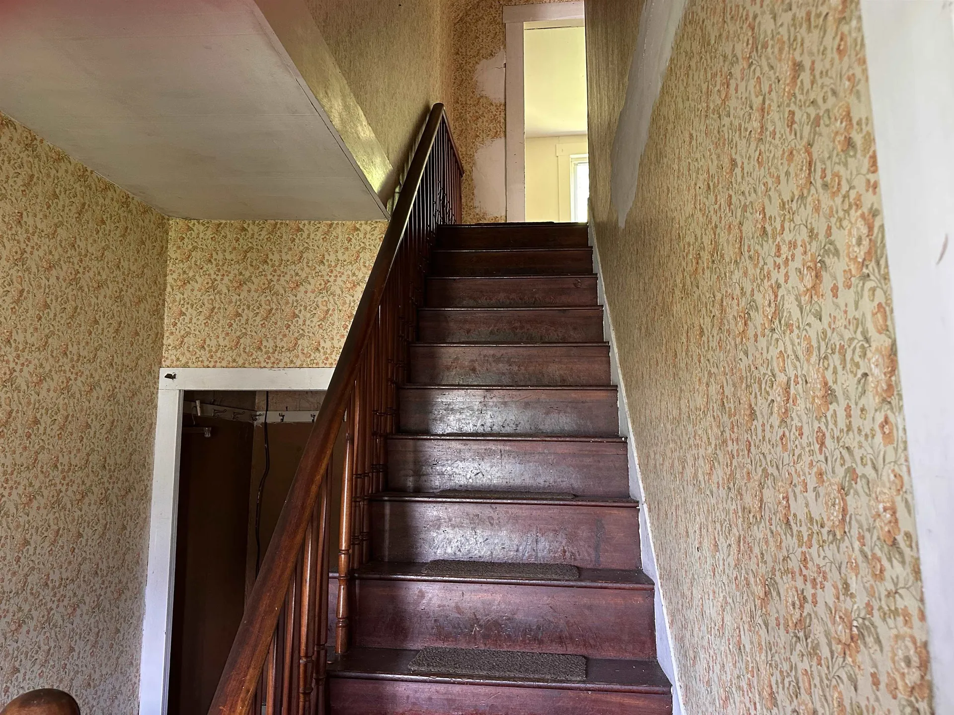 28 Stevens Loop Lyndon VT 05851