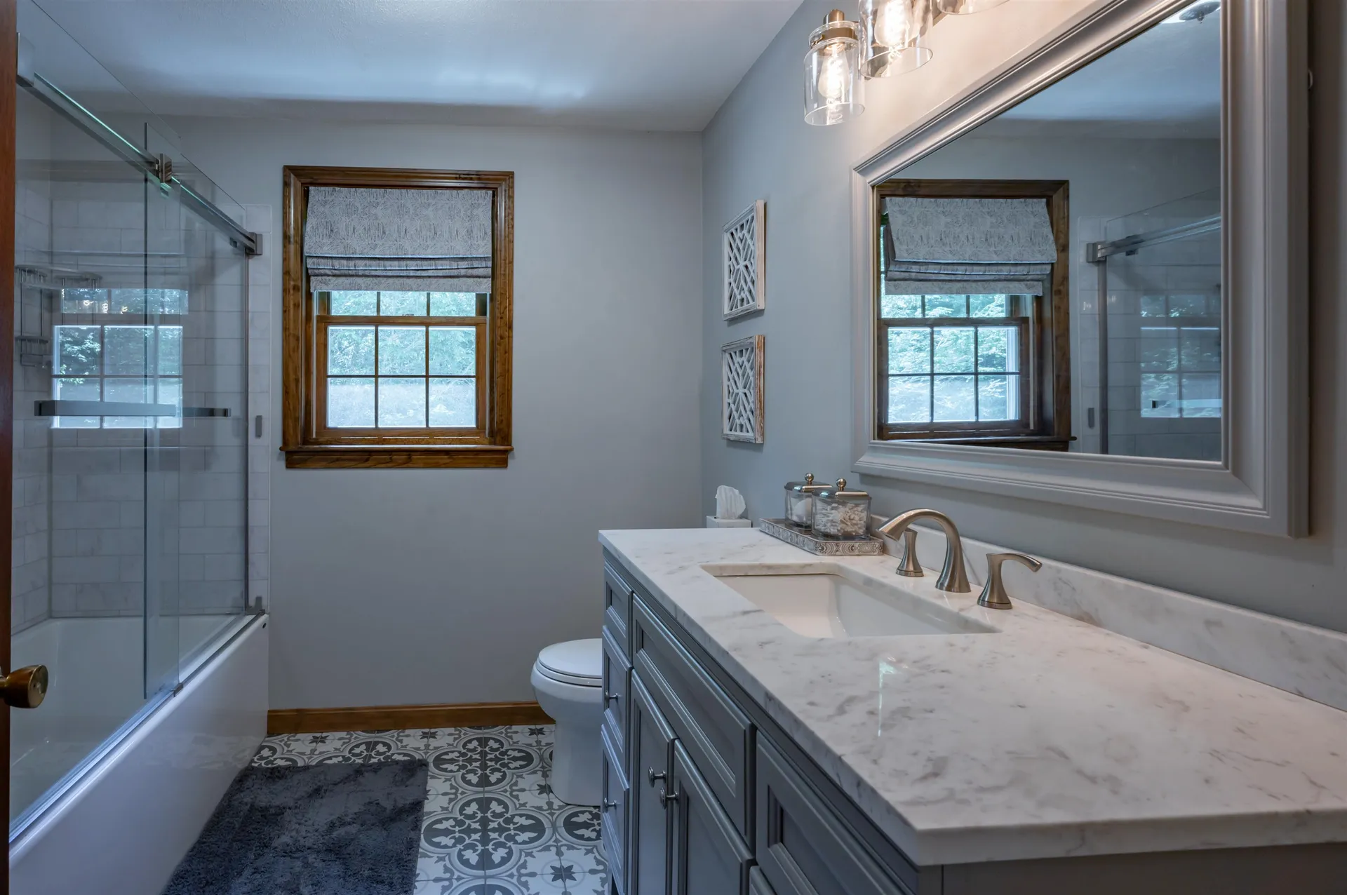 32 Kristin Drive Derry NH 03038