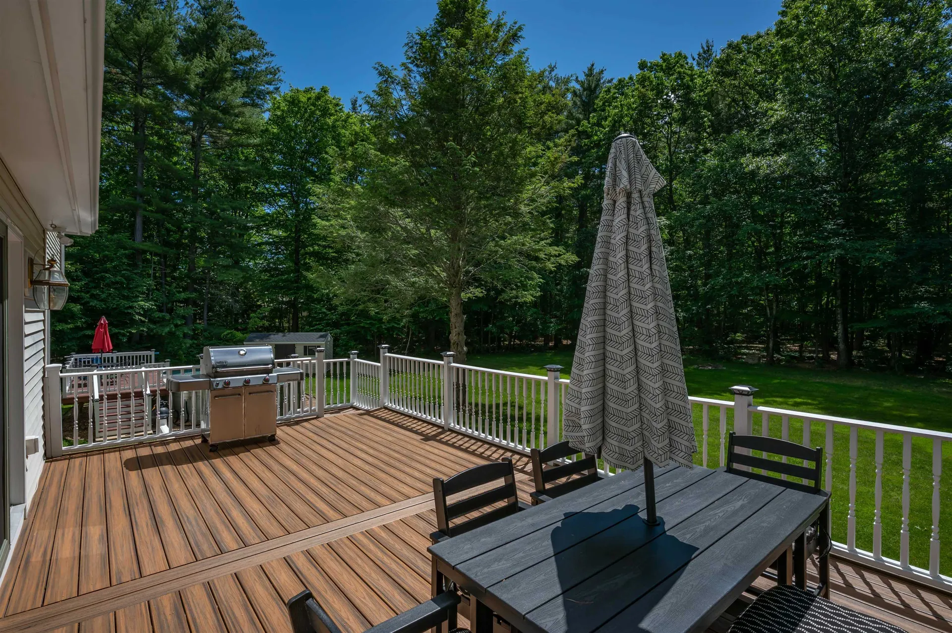 32 Kristin Drive Derry NH 03038