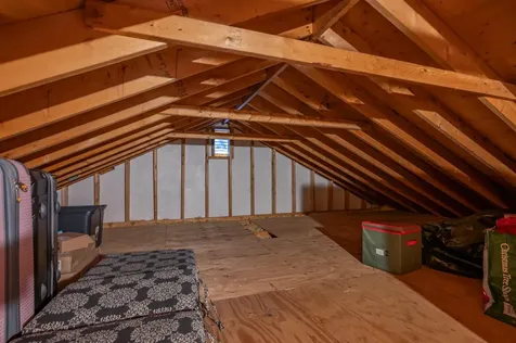 32 Kristin Drive Derry NH 03038