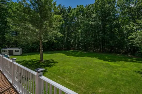 32 Kristin Drive Derry NH 03038