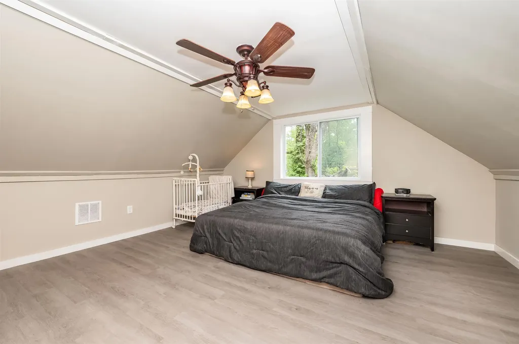 143 Town House Road Effingham NH 03882