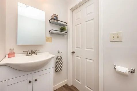 143 Town House Road Effingham NH 03882