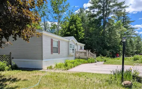 63 Sycamore Boulevard Farmington NH 03835