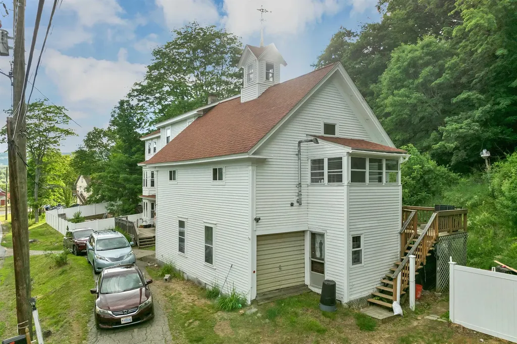 25 Cedar Street Bristol NH 03222