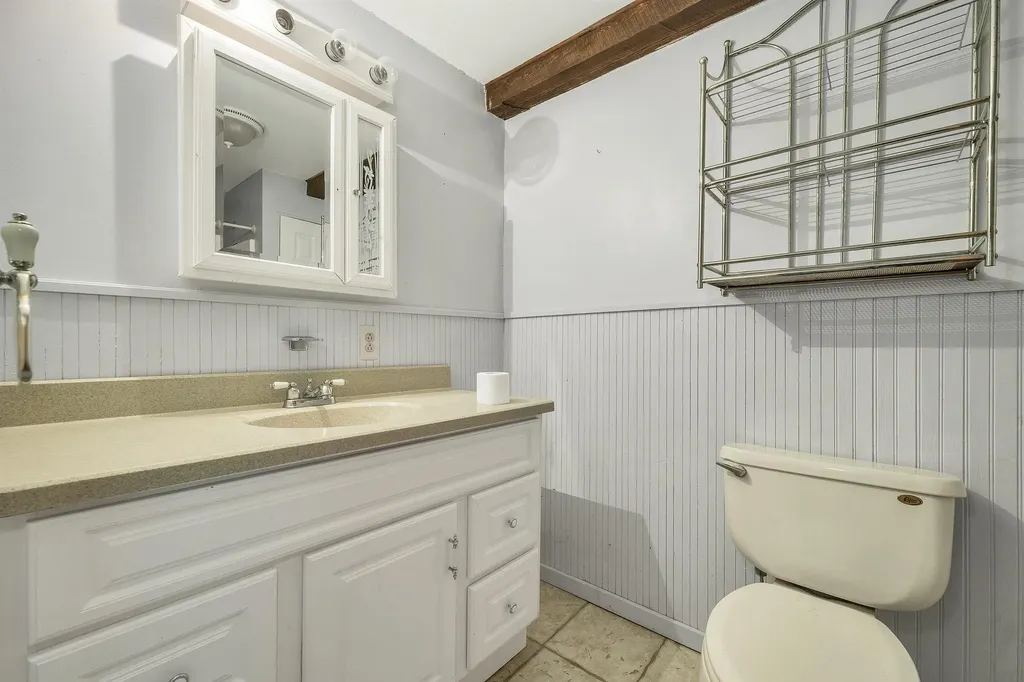 25 Cedar Street Bristol NH 03222