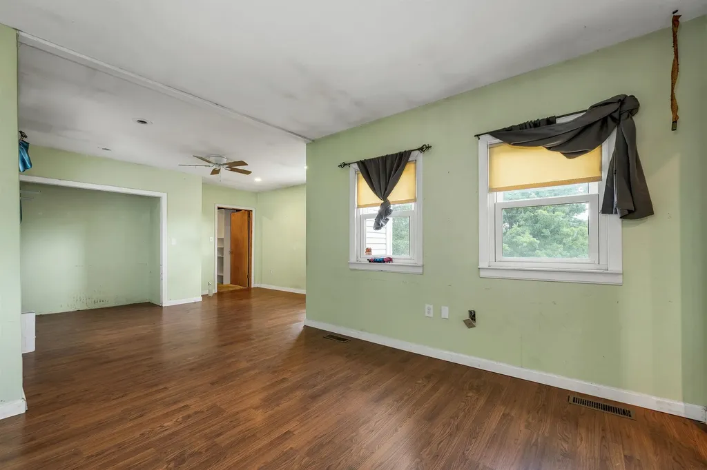 25 Cedar Street Bristol NH 03222
