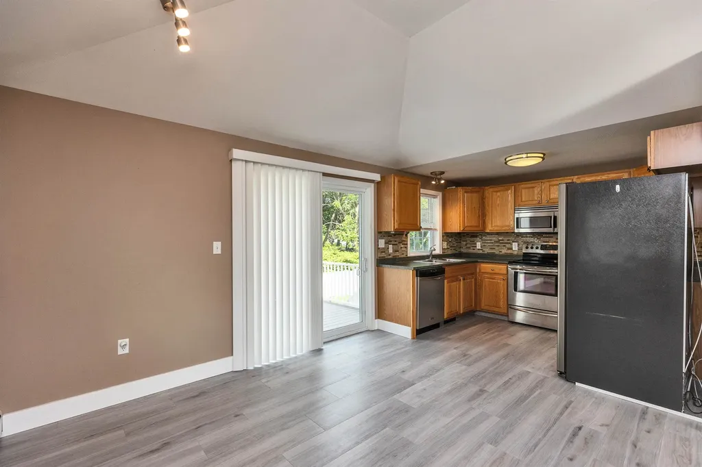 230 Lovering Street Manchester NH 03109