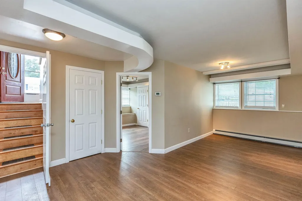 230 Lovering Street Manchester NH 03109
