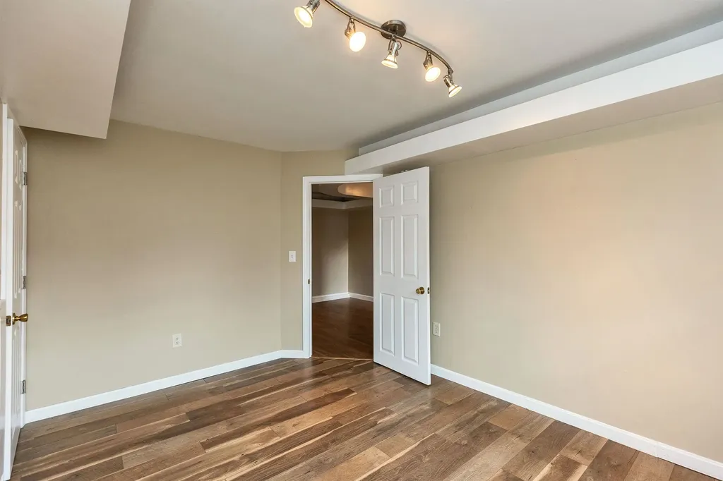 230 Lovering Street Manchester NH 03109