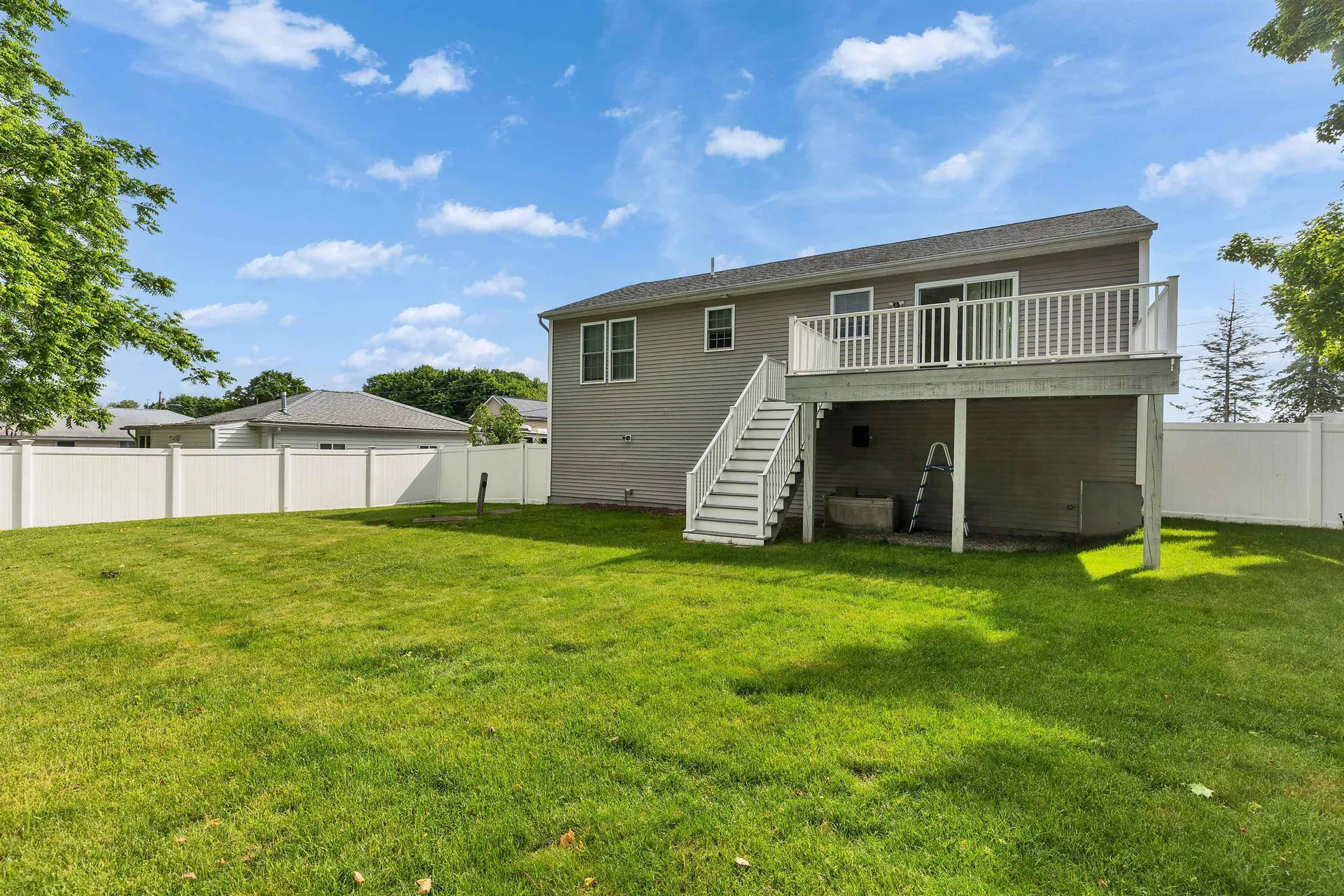 230 Lovering Street Manchester NH 03109