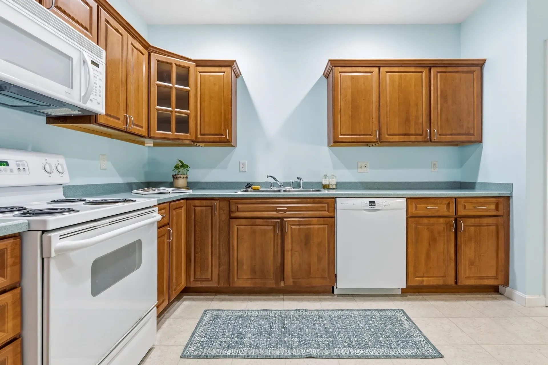 34 Mammoth Road Hooksett NH 03106