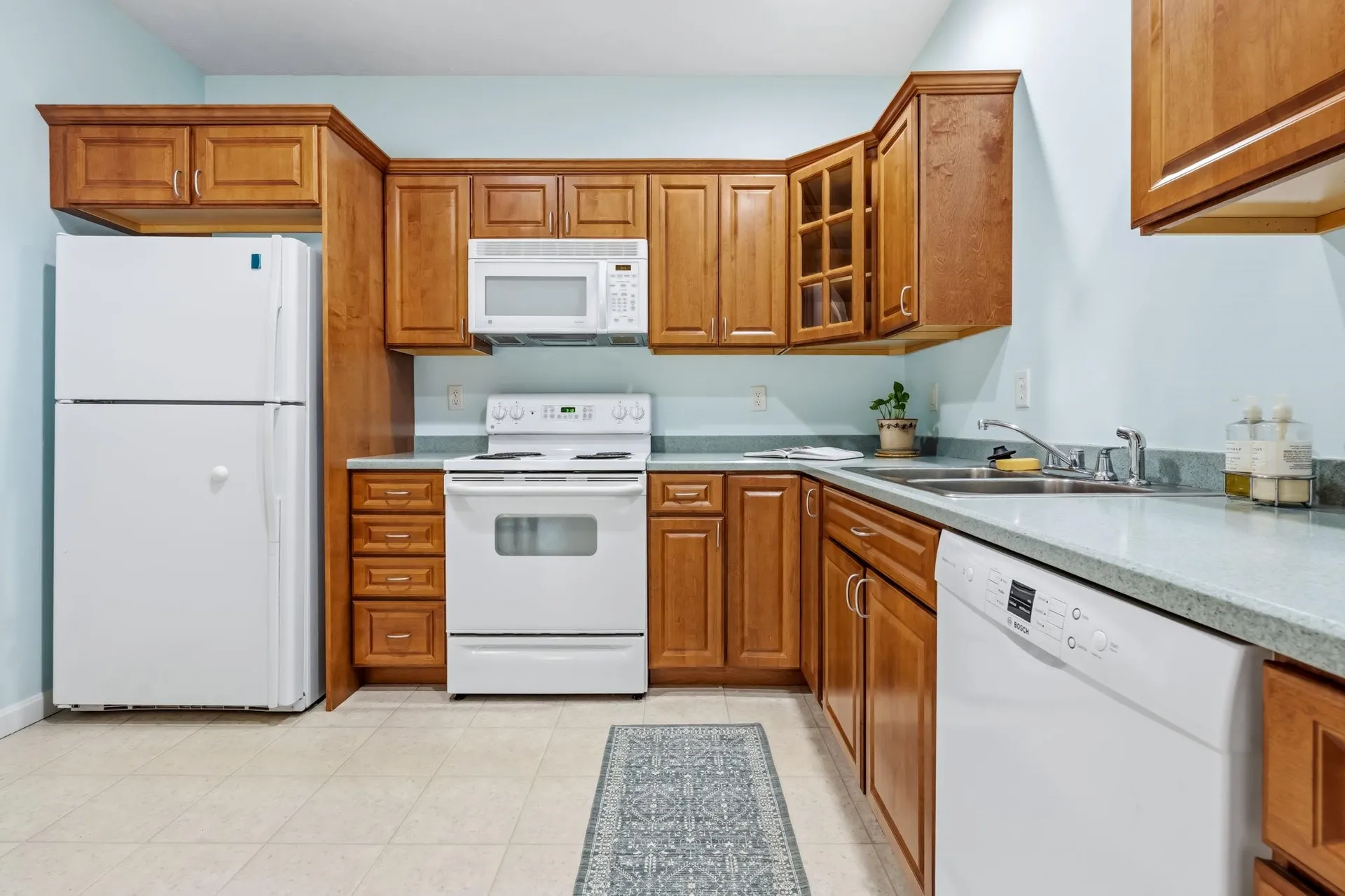 34 Mammoth Road Hooksett NH 03106