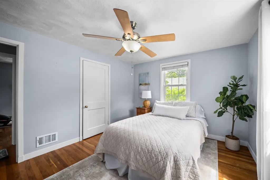 547 Colonial Drive Portsmouth NH 03801
