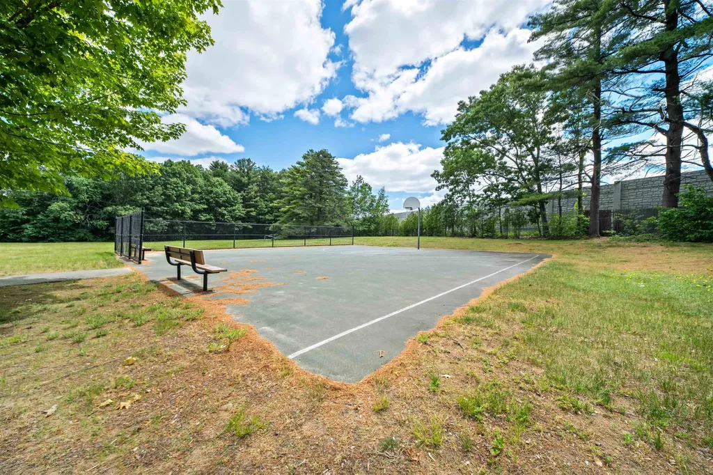 547 Colonial Drive Portsmouth NH 03801