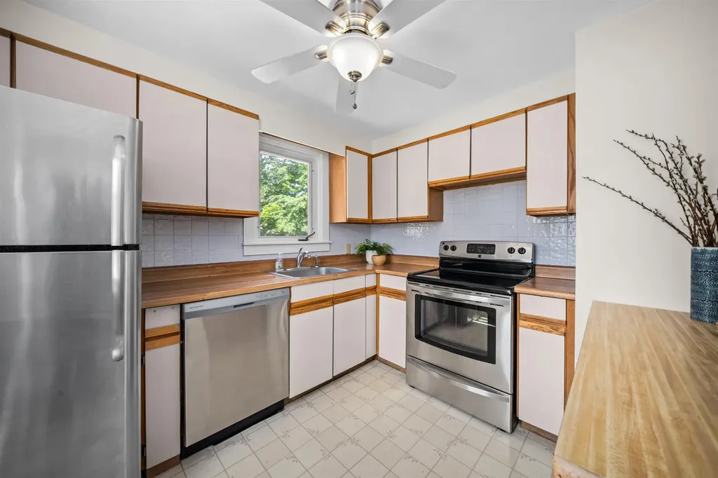 547 Colonial Drive Portsmouth NH 03801