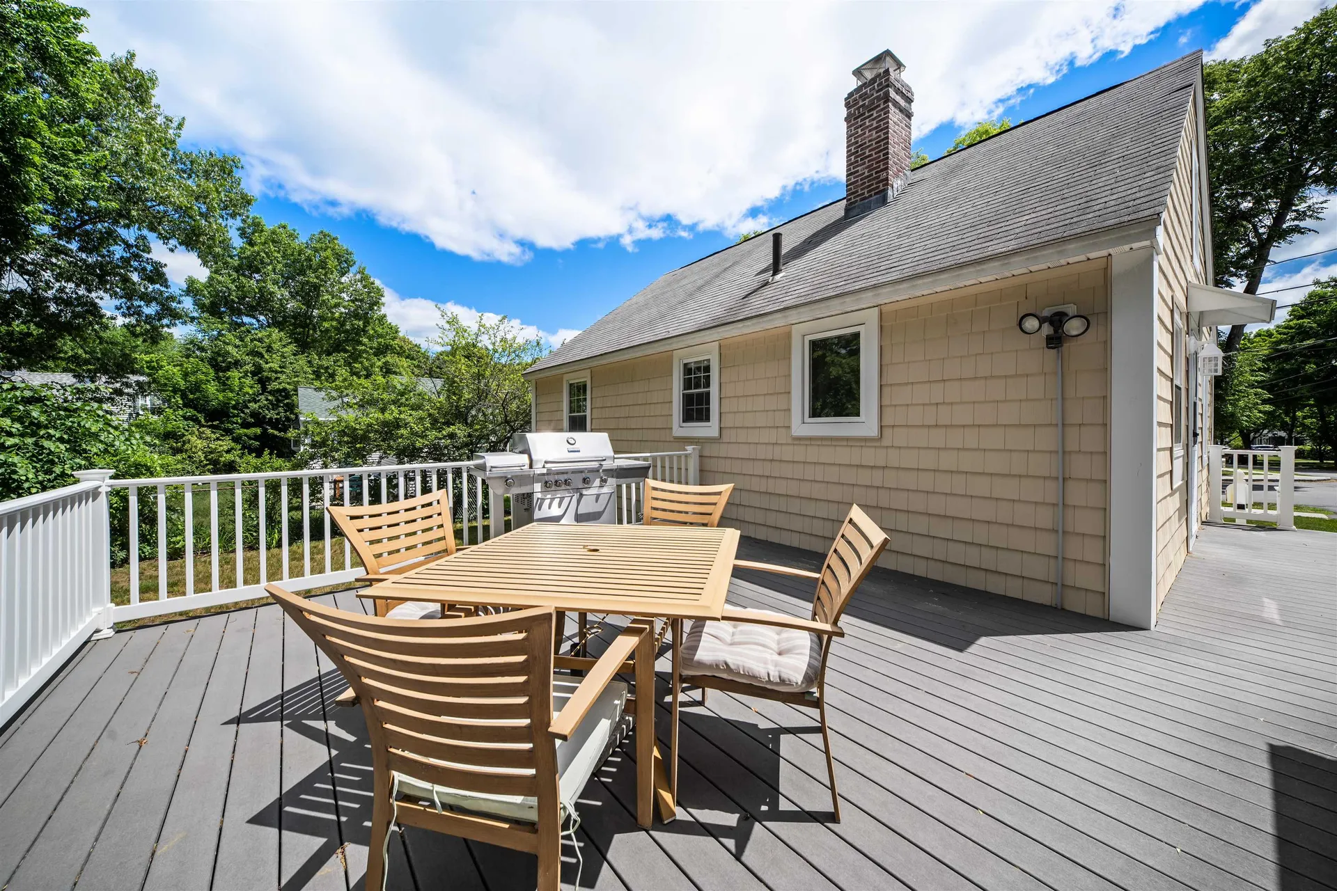 547 Colonial Drive Portsmouth NH 03801
