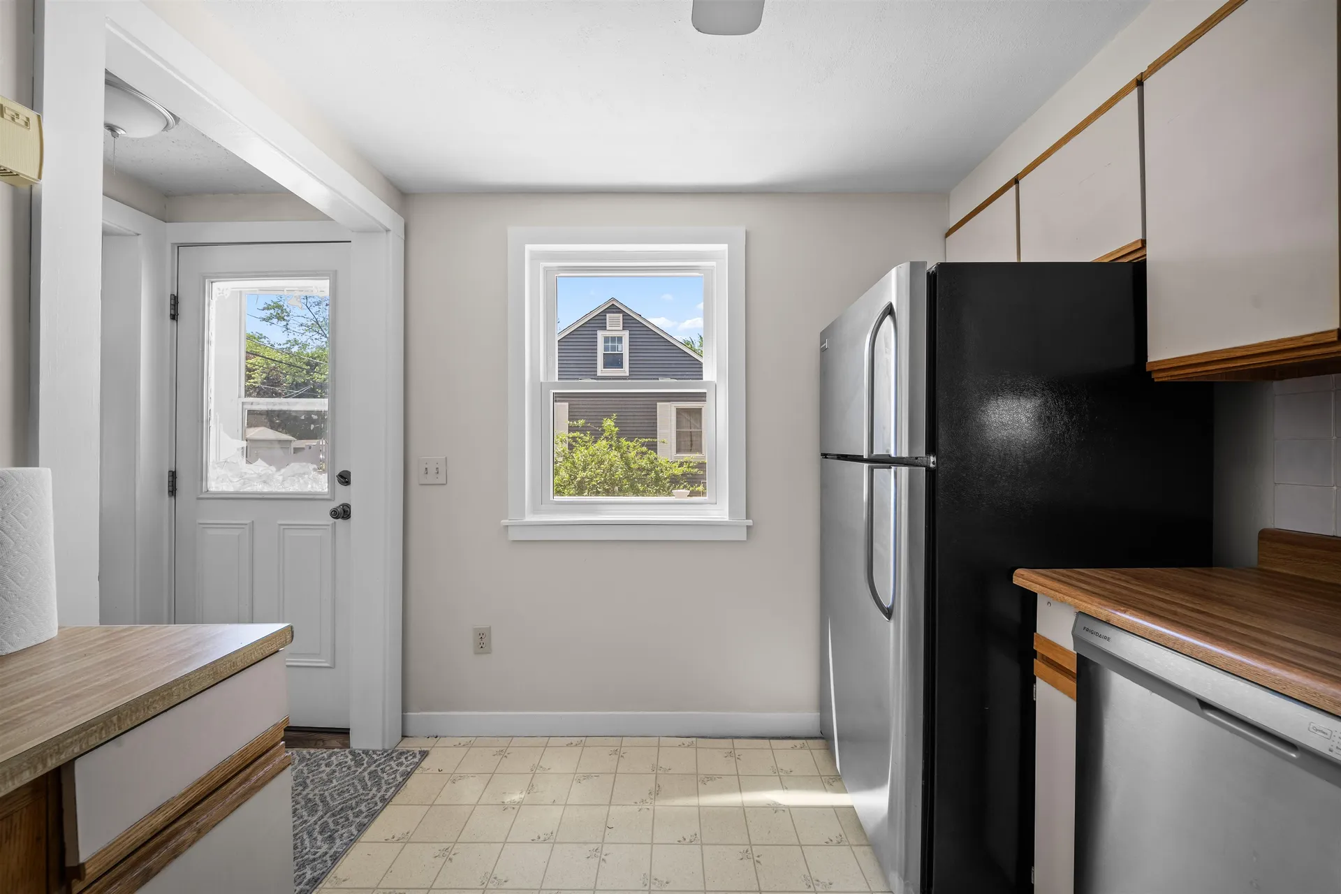547 Colonial Drive Portsmouth NH 03801