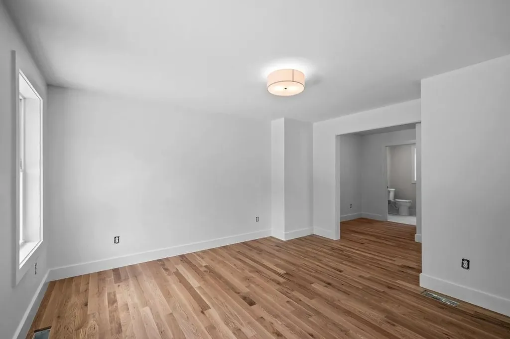 5 Valley Lane Somersworth NH 03878