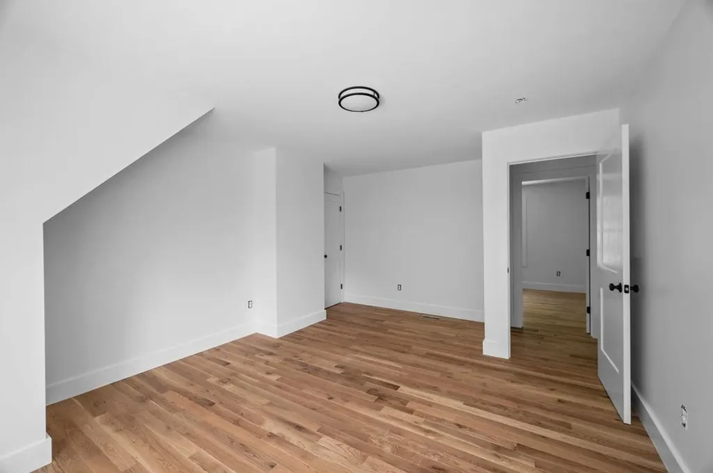5 Valley Lane Somersworth NH 03878