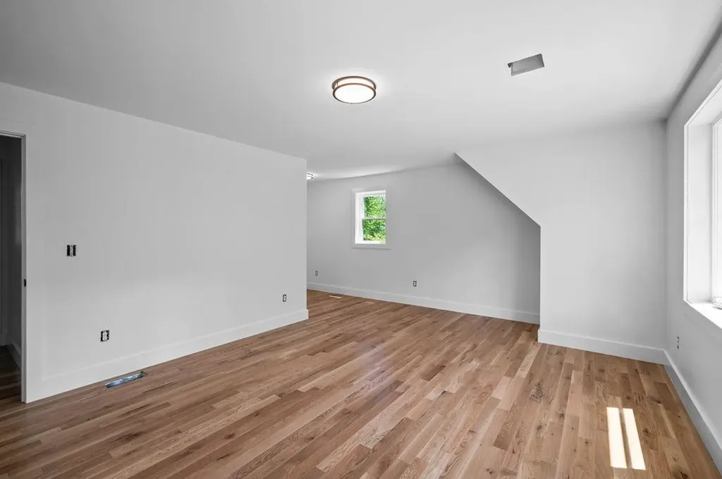 5 Valley Lane Somersworth NH 03878