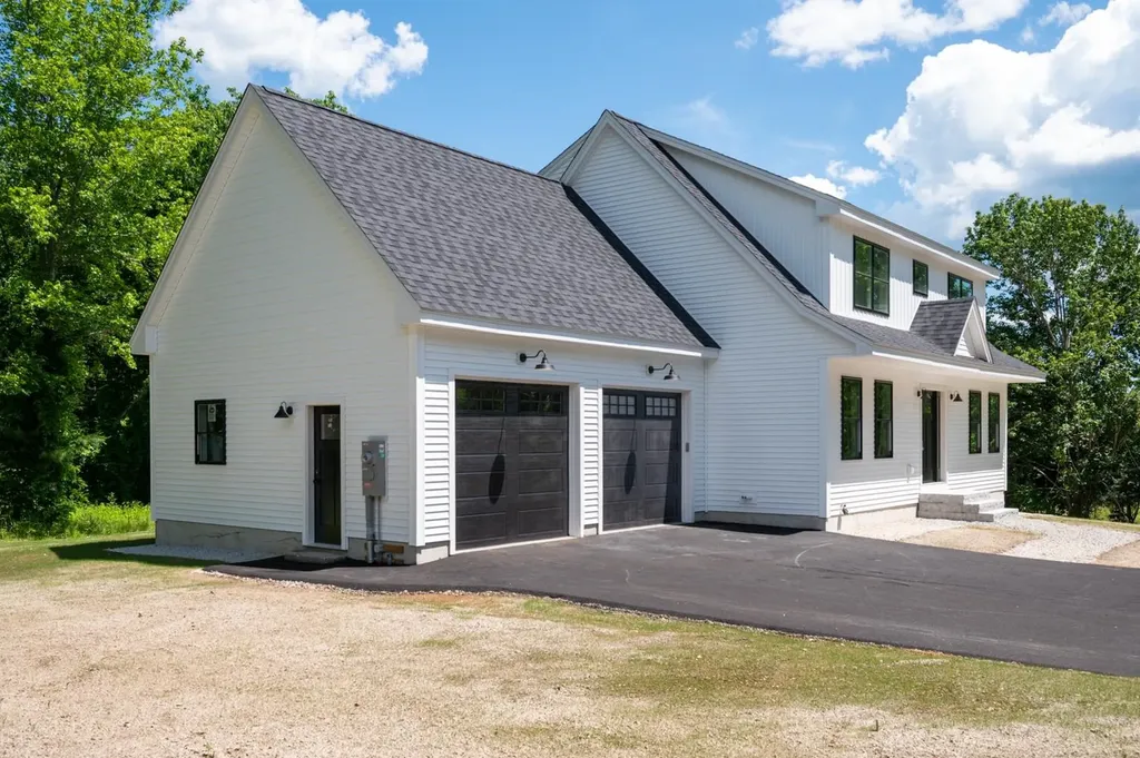 5 Valley Lane Somersworth NH 03878