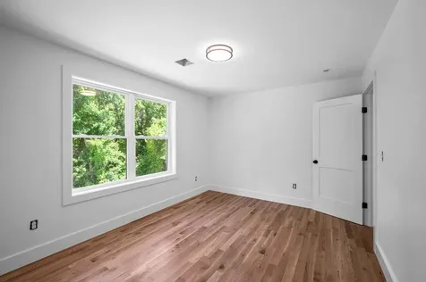 5 Valley Lane Somersworth NH 03878