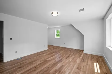 5 Valley Lane Somersworth NH 03878