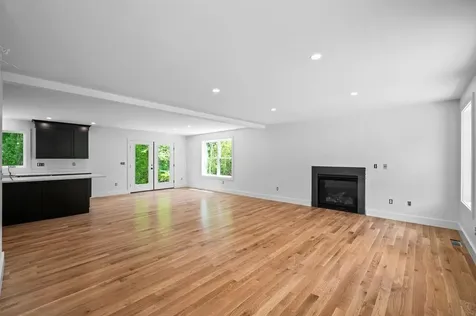 5 Valley Lane Somersworth NH 03878