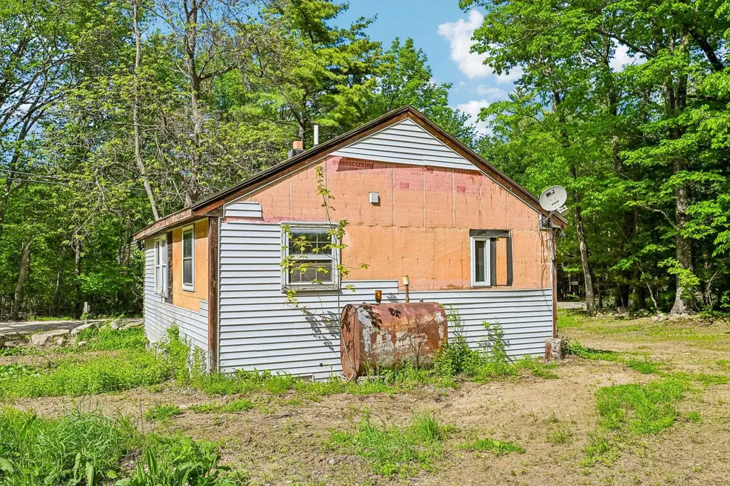 194 Currier Road Candia NH 03034