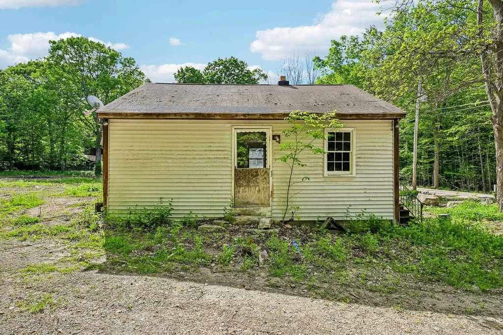 194 Currier Road Candia NH 03034