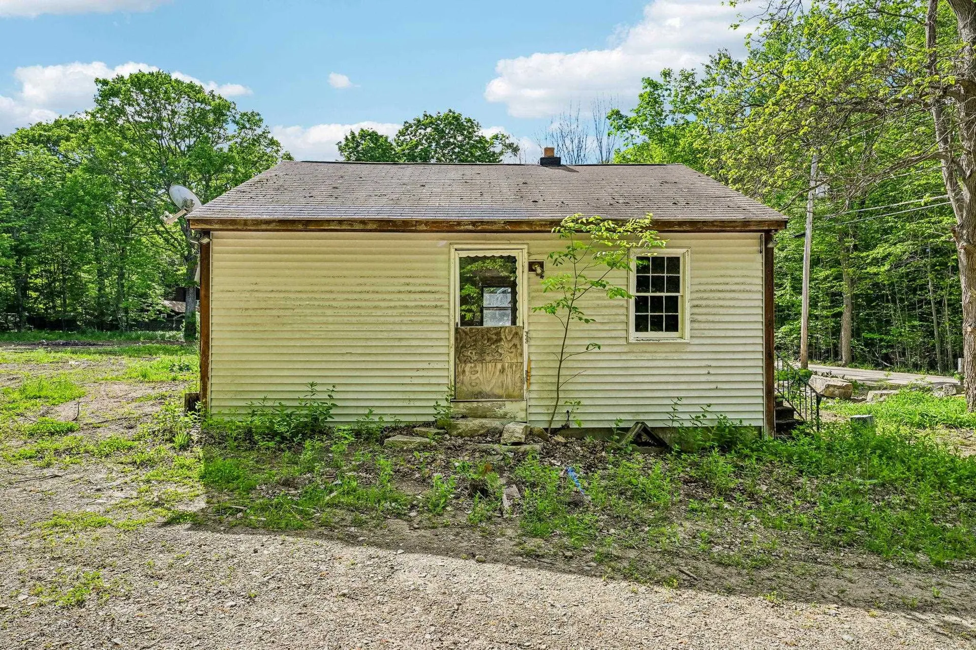 194 Currier Road Candia NH 03034