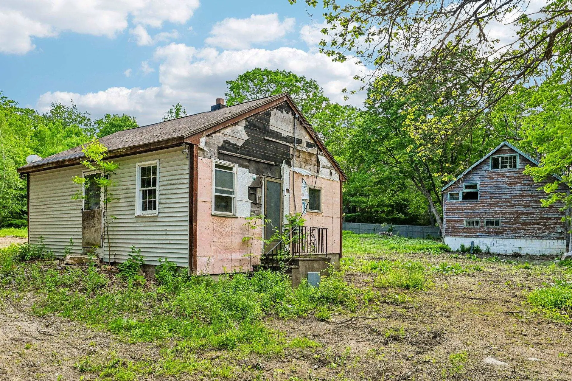 194 Currier Road Candia NH 03034