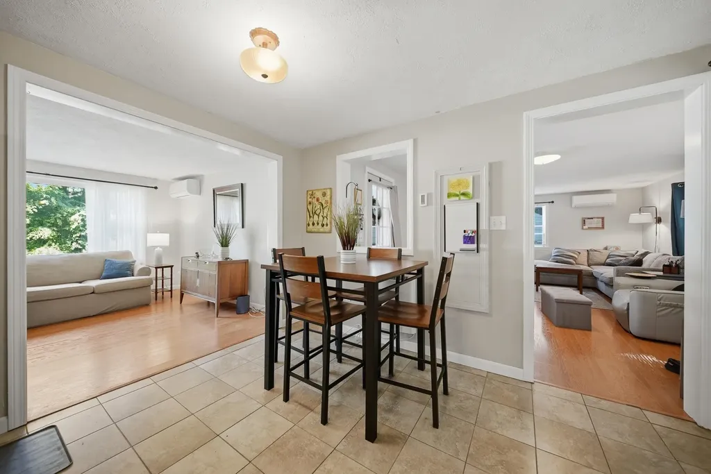 60 Trestle Brook Drive Nashua NH 03062